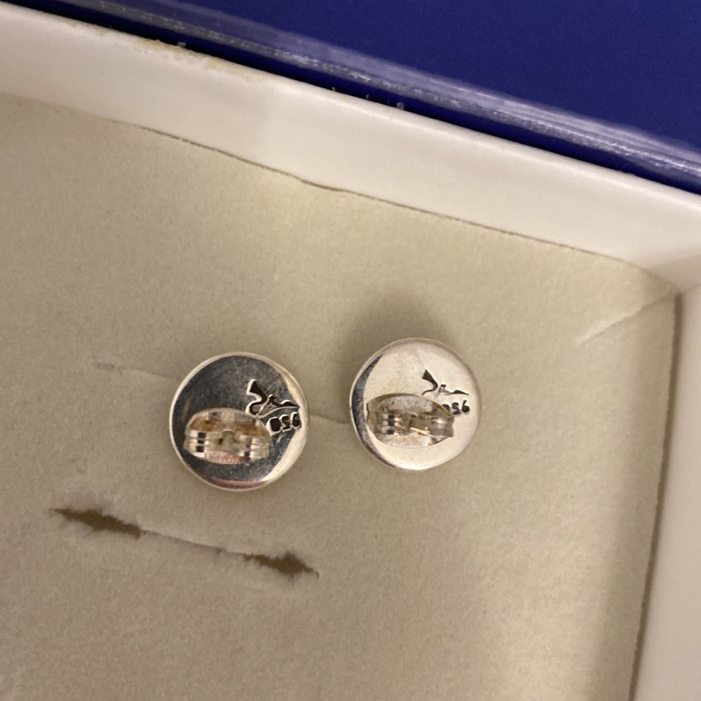 Mexican Silver Stud Earrings - Picture 4 of 4
